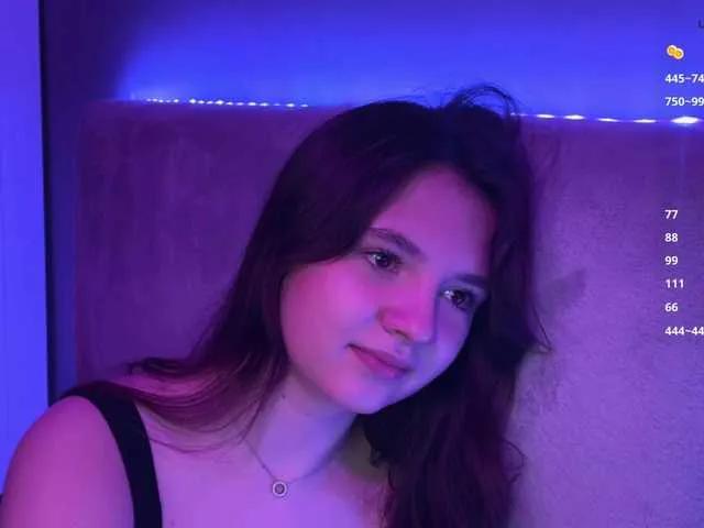 -FoxAlisa- — Special treatment, attention, and compliments.
I love generous, sincere, and loyal people.