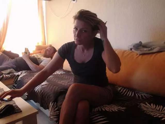 Elei2345 on BongaCams 