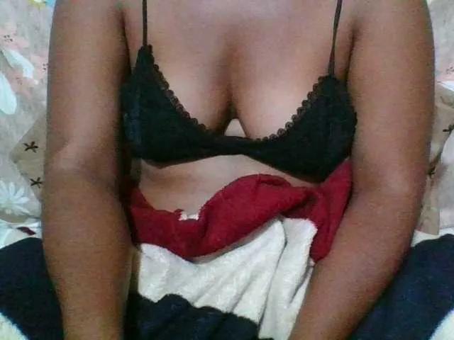 Imanoellah on BongaCams