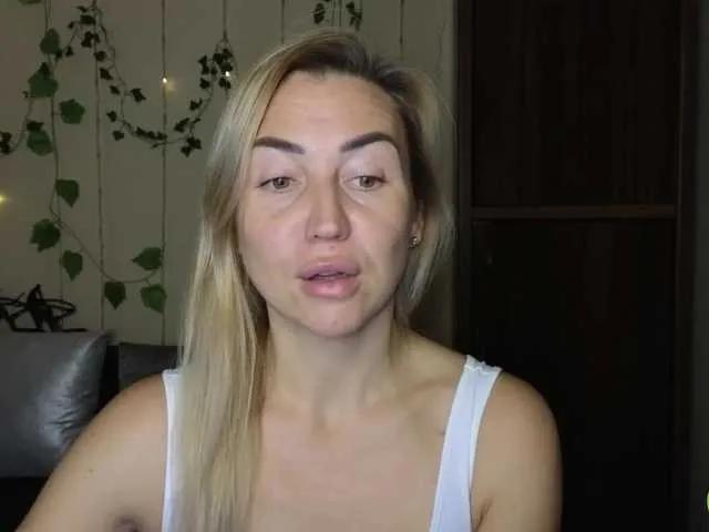 BongaCams Jullyblondkiss is Freechat Jullyblondkiss — Kindness, respect, care and generosity