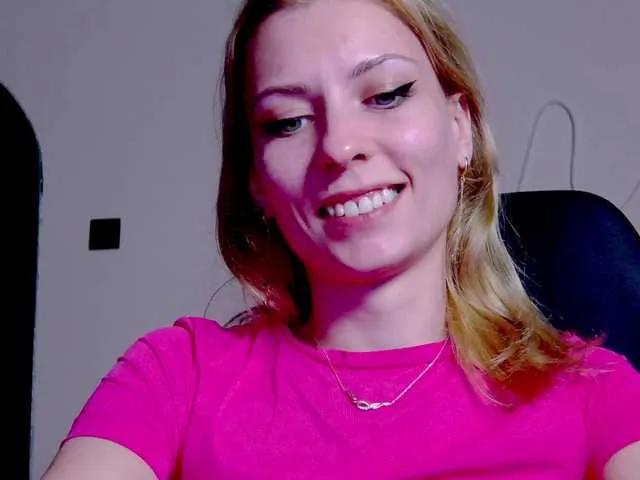BongaCams karo131324 is Freechat karo131324 — generous men