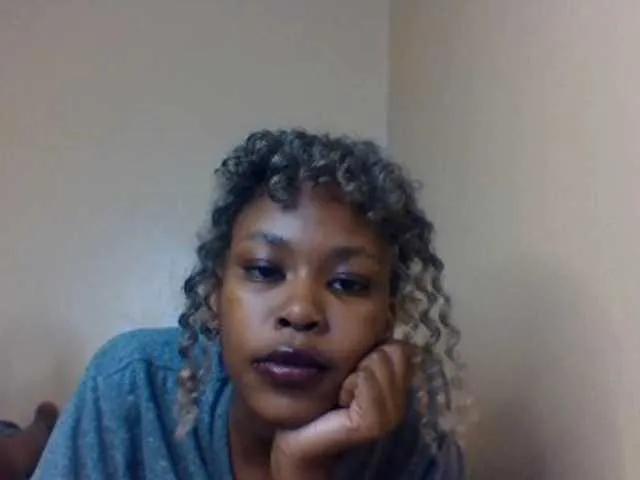 LolaMyst on BongaCams 