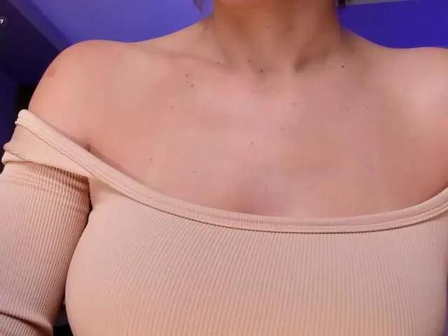 BongaCams MiaFarrell is Freechat MiaFarrell — Ilove when men make me so happy by making me feel precious and getting all I want from there! I love having positive people in my life.