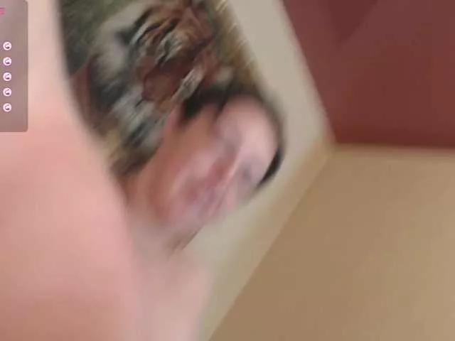 molo4kokira on BongaCams 