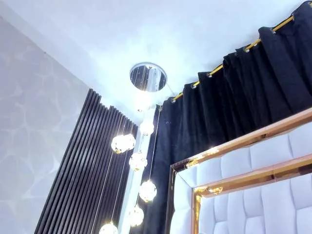 BongaCams SarayRoyse is Freechat SarayRoyse — I love kisses, caresses and that you slide your tongue through every corner of my delicious wet body