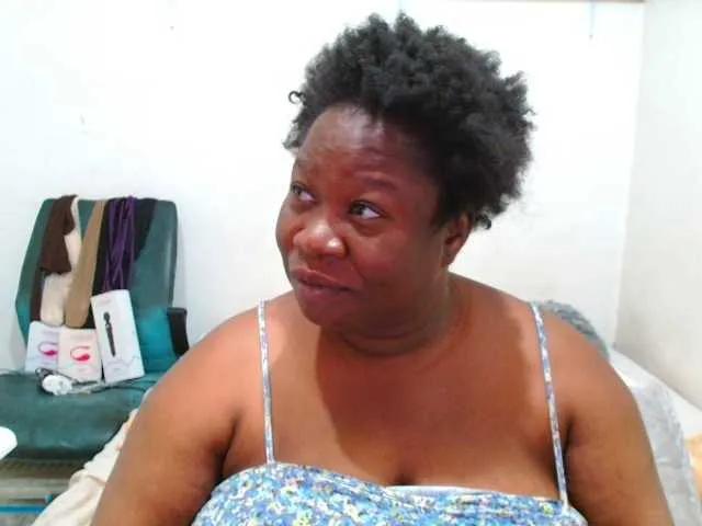 BongaCams TRUEBELLA is Freechat TRUEBELLA — NAUGHTY WORDS AND TEASE ME