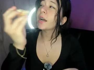 agnes_21 — GOAL: show smile   [11 tokens remaining] just a young girl wanting to get warm, can you help me?  #latina #nonude #natural #cute #bigboobs