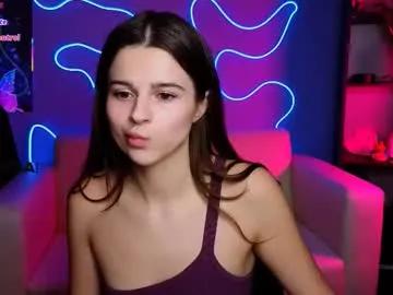 berry_alma — GOAL: show panties [371 tokens remaining] hi i'm Alma ntmu  #cute #18 #nonude #pvt #lovense