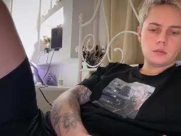 danny_love01's avatar