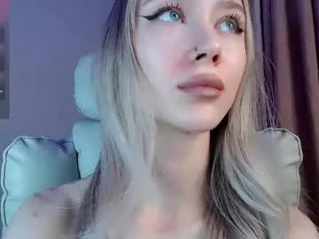 des_ch — Give me pleasure baby! - Goal: oil massage tits [350 tokens left] #teen #tattoo #skinny #lovense #bigboobs