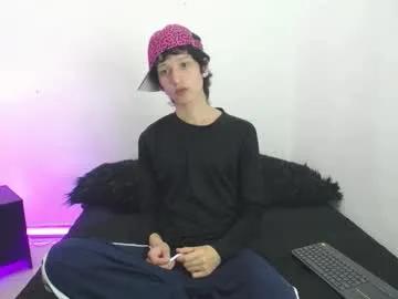 emmo_boy on Chaturbate 