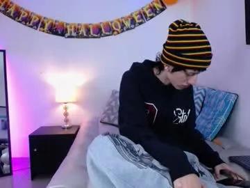 emmo_boy on Chaturbate 