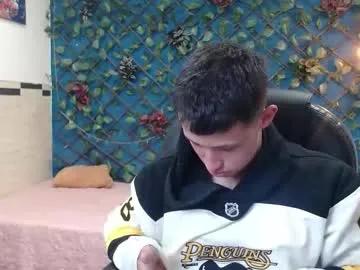 garuo_18 — GOAL: show big cum [482 tokens remaining] Welcome to my room! New babyboy in town! #latino #18 #cum #muscle #bigcock