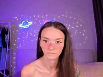 hottiesteverly on Chaturbate 