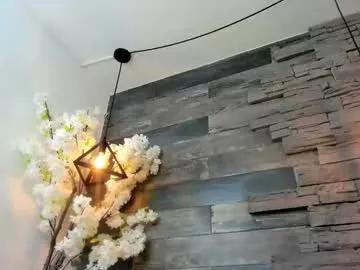 italomoore —  Let me take control... you'll beg for more  // GOAL: Striptease [25 tokens left] #ebony #bbc #submissive #BDSM #domination