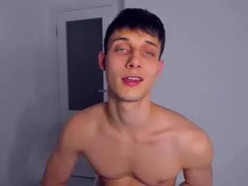 kenter_parker — flex show #uncut #young #feet #muscles #twink [81 tokens remaining]