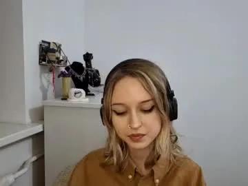 lezlielowe on Chaturbate 