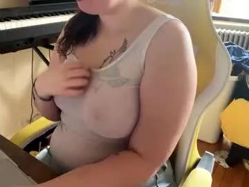 Chaturbate luckysucks is Freechat luckysucks — Luckysucks's room #bigboob #sologirl #student #slutty