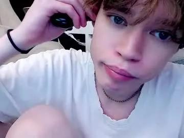 pawclaw — Hi lets chill together k <3 - // GOAL: starting [99 tokens left] #twink #young #new #18 #cut