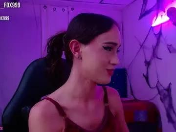 sabriina_fox999 — GOAL: make me happy [32 tokens remaining] Welcome To My Room Lovense Tip Goals