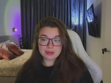 tutti_frutti_ on Chaturbate 