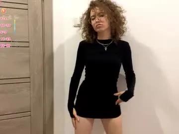 yaniraekberg — GOAL: Play my sweety lips close cam [27 tokens remaining] Welcome to my room! im Marry/Pvt open<3 #new #18 #shy #skinny #bigass