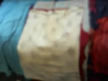 yellowsnakes on Chaturbate 