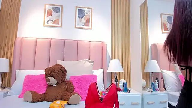 StripChat Aithana_Petite is Freechat Aithana_Petite — BREASTS SHOW