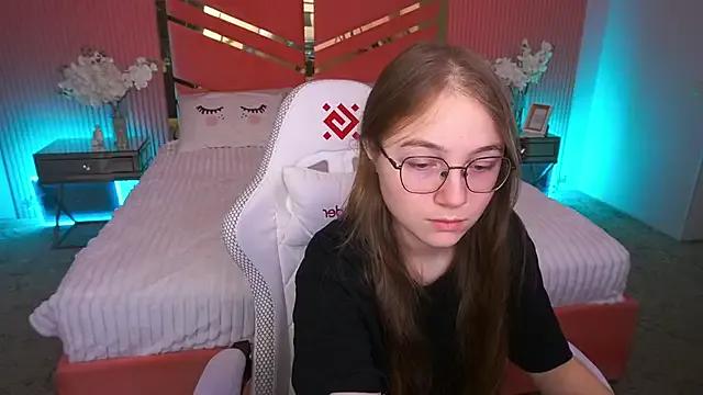 StripChat ArrinaWairr is Private ArrinaWairr — Private on StripChat