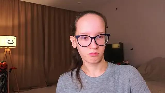 StripChat BettyBrowni is Freechat BettyBrowni — Stroke my belly