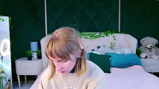 Beverly_Gomes on StripChat 