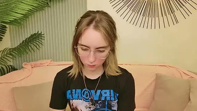 Beverly_Gomes on StripChat 