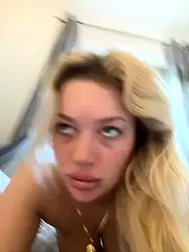 StripChat blissdimicco is Private blissdimicco — Pussy fuk with spit and spreading