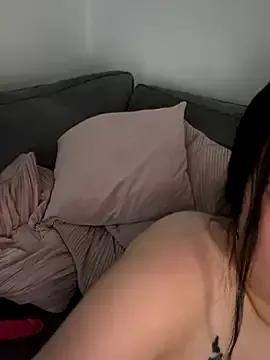 brunetteGirl274 — Dildo in pussy