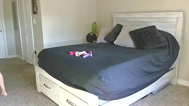 StripChat Calimarina is Freechat Calimarina — dress off