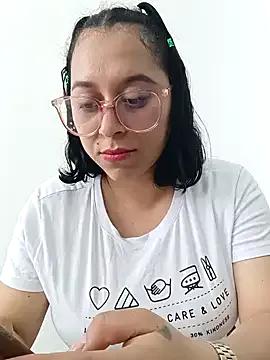 StripChat Caroline-17 is Freechat Caroline-17 — Having my friend suck my tits at work