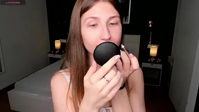 StripChat EditaBand is Freechat EditaBand — bareback dance