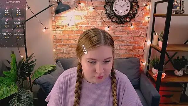 Ellie_Wellie on StripChat 