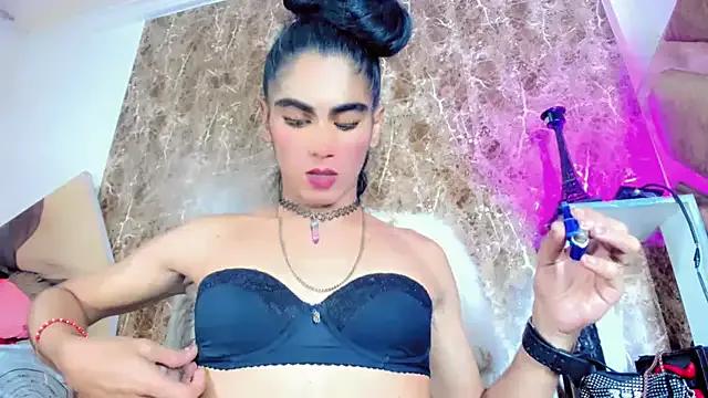 hannabigdirty on StripChat 