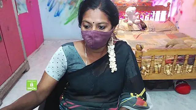 StripChat HotGulabi is Freechat HotGulabi — oil my boobs show