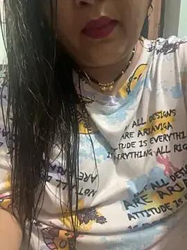 indian-hotmilfs on StripChat 