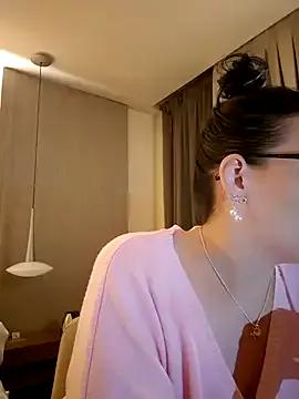 JUJUICY- on StripChat 