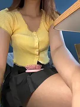 StripChat Lami_Mi is Freechat Lami_Mi — Walk naked & squirt on rooftop coffee