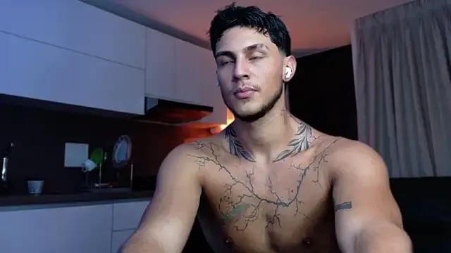 StripChat LeoCavalli_ is Freechat LeoCavalli_ — change the angle to full body leo