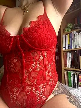 Luccreccia_ on StripChat 