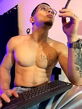 Matt_your_master_ on StripChat 