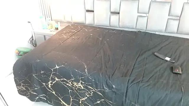 StripChat Memi_xxx is Freechat Memi_xxx — Make me wet and come very delicious.