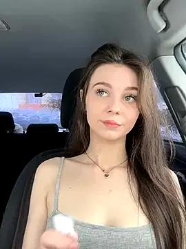 StripChat MilaBee is Freechat MilaBee — Naked 10 min+ masturbation 3-4 fingers