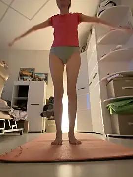 MollyStory on StripChat 