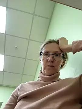 MollyStory on StripChat 